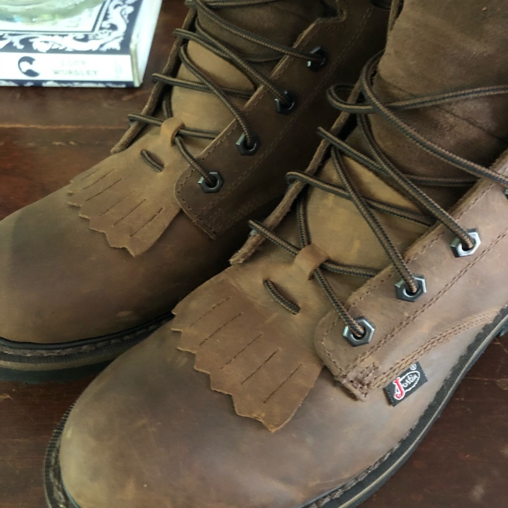 Justin’s Men’s Waterproof 8” Lace Up Workboots